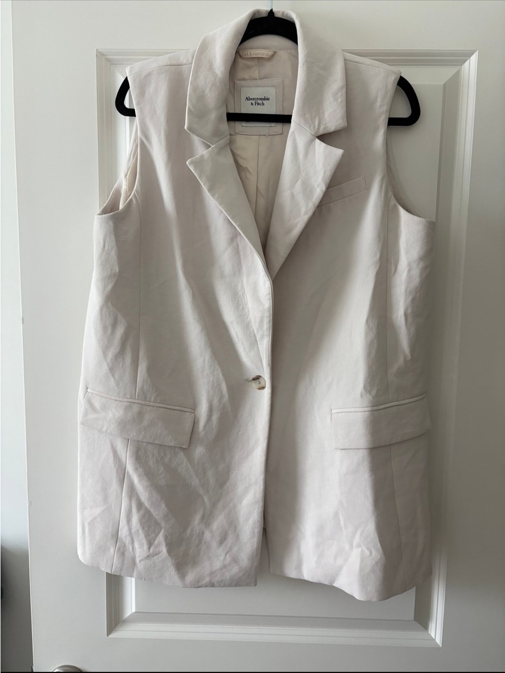 Abercrombie & Fitch Cream Sleeveless Blazer Vest